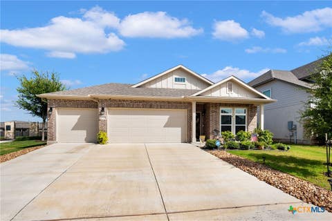 Photo of 1944 Colonial Avenue, New Braunfels, TX 78130 (MLS # 620591)