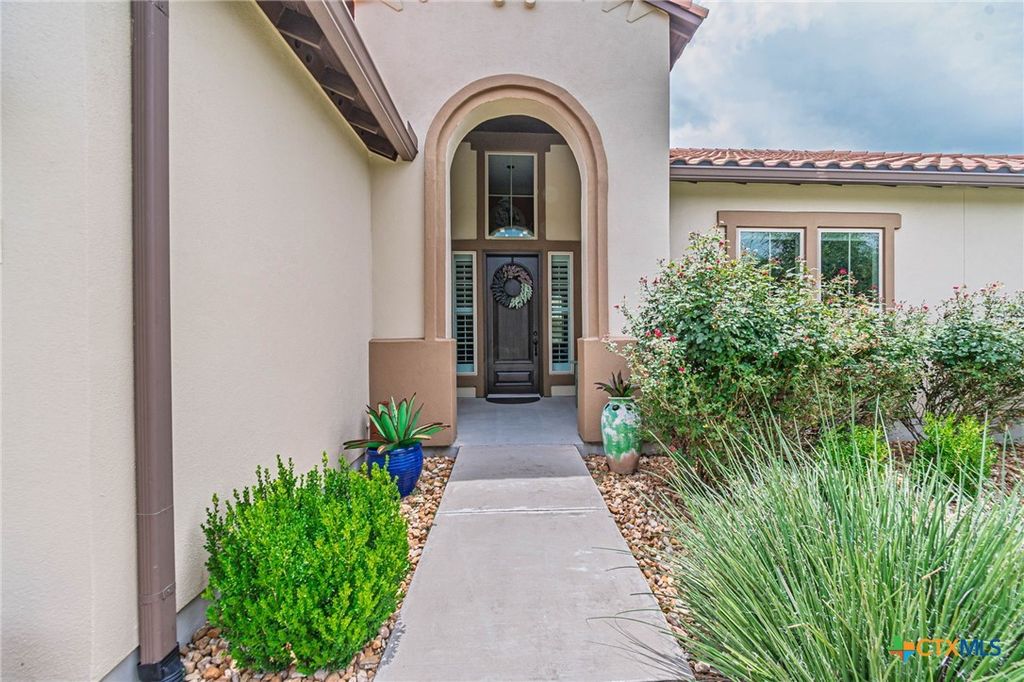 Photo of 112 Learning Elm Drive, San Marcos, TX 78666 (MLS # 587540)