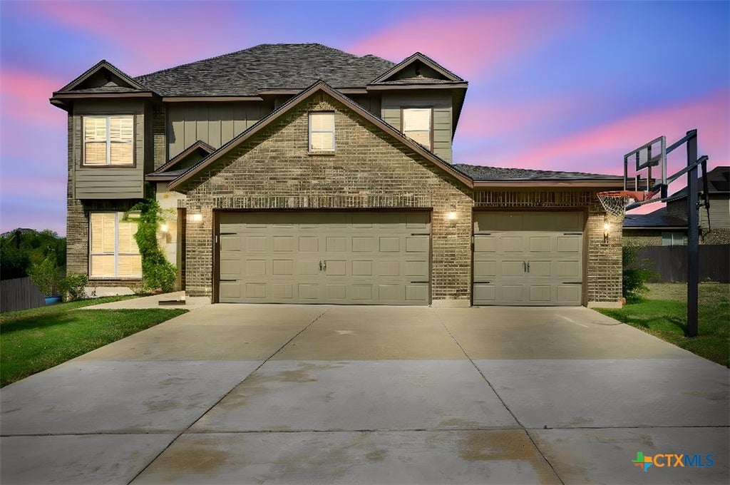 Photo of 3901 Aransas Drive, Belton, TX 76513 (MLS # 627577)