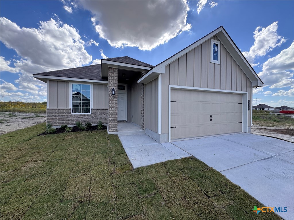 409 University Avenue