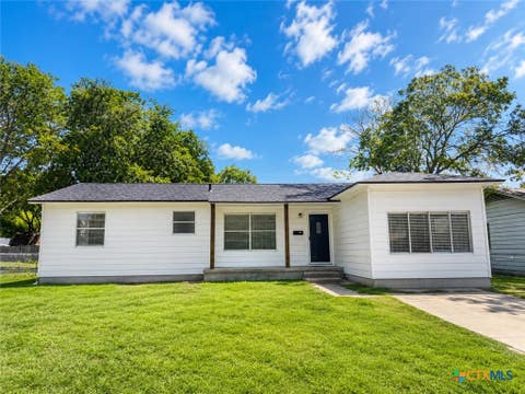 Photo of 1100 Estes Drive, Killeen, TX 76541 (MLS # 620972)