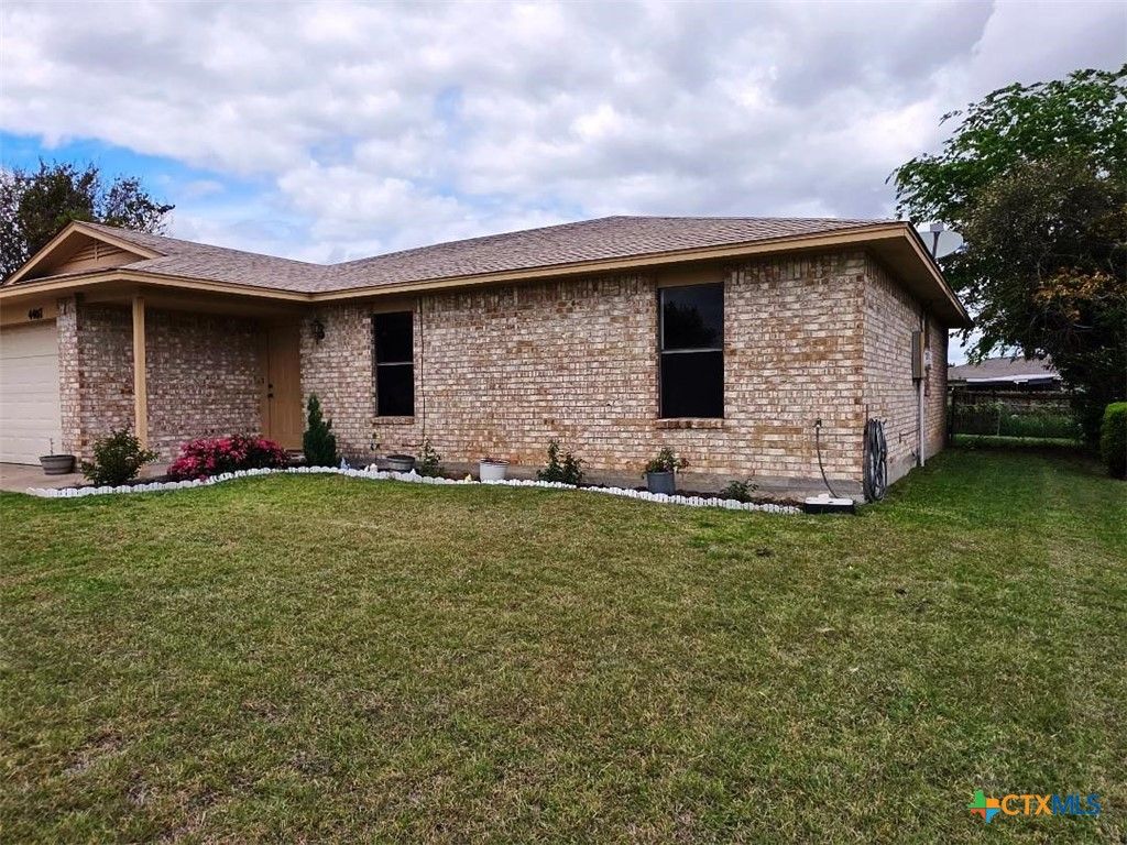 Photo of 4407 Fieldcrest Drive, Killeen, TX 76549 (MLS # 610458)