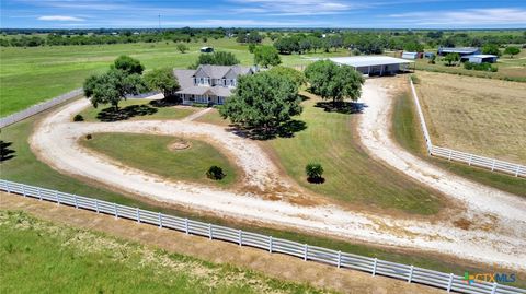 Photo of 202 Prairie View Rd, Victoria, TX 77904 (MLS # 611947)