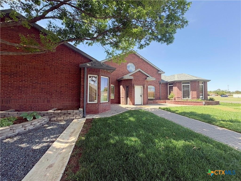 Photo of 5602 Orlando Avenue, Lubbock, TX 79413 (MLS # 610434)