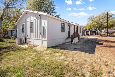 A home in Yoakum