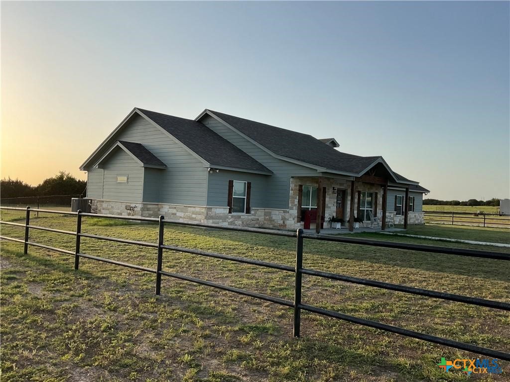 5851 Moccasin Bend Road