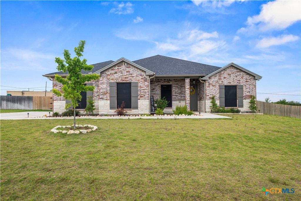 Photo of 7705 Soapstone Court, Temple, TX 76502 (MLS # 615320)