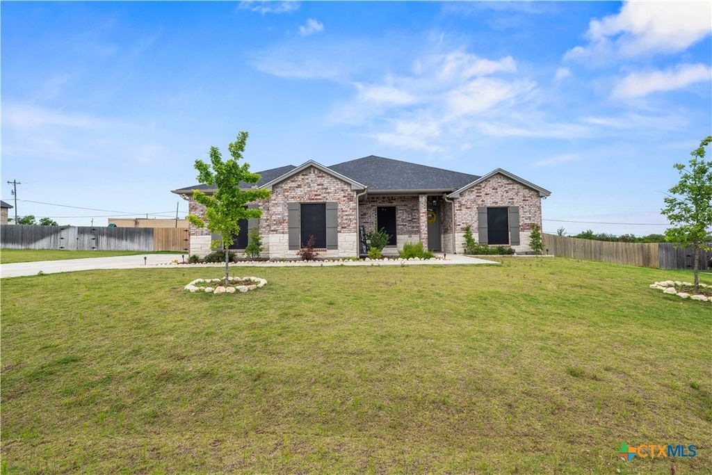 Photo of 7705 Soapstone Court, Temple, TX 76502 (MLS # 615320)