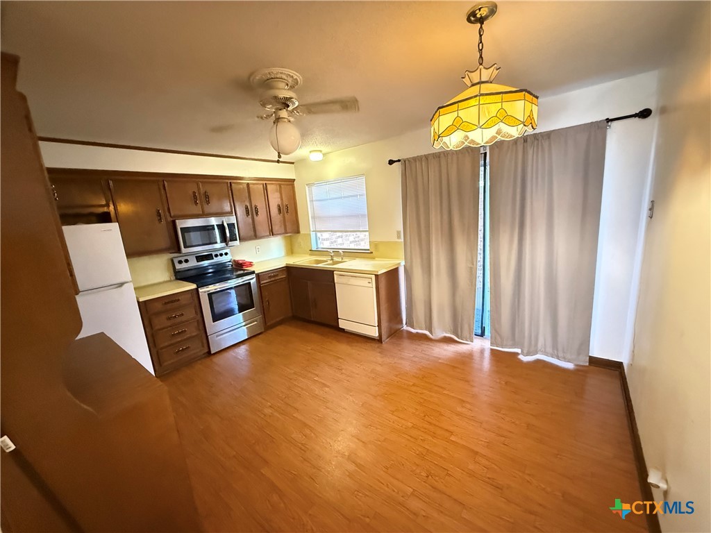 608 King Arthur Street