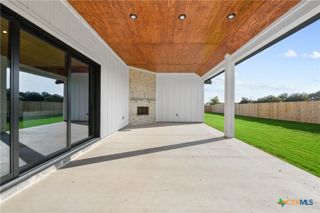 6837 Lacey Oak Road
