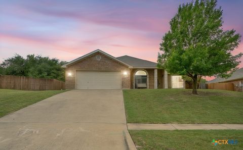 Photo of 4909 Bronze Drive, Killeen, TX 76542 (MLS # 615760)