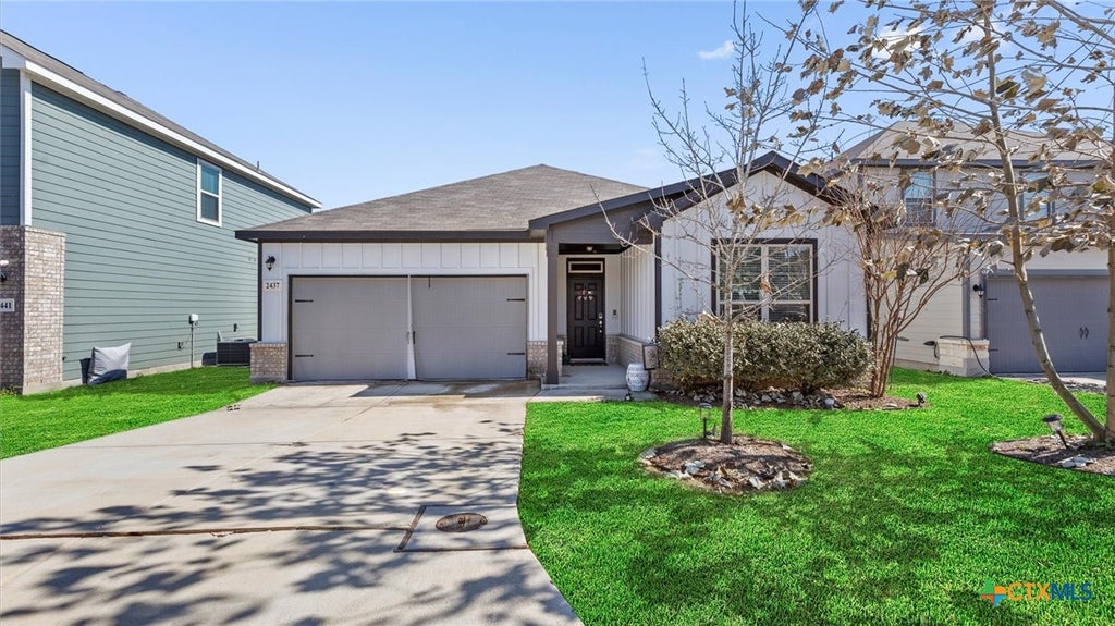 Photo of 2437 Hiddenbrooke Trace, Seguin, TX 78155 (MLS # 628074)