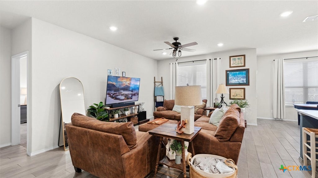 Photo of 2437 Hiddenbrooke Trace, Seguin, TX 78155 (MLS # 628074)