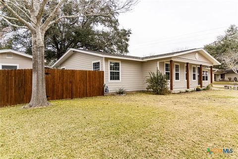 A home in Shiner