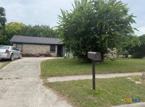 Photo of 1504 Leader Drive, Killeen, TX 76549 (MLS # 617234)