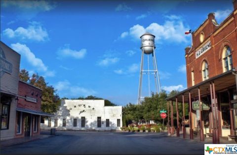 A home in New Braunfels