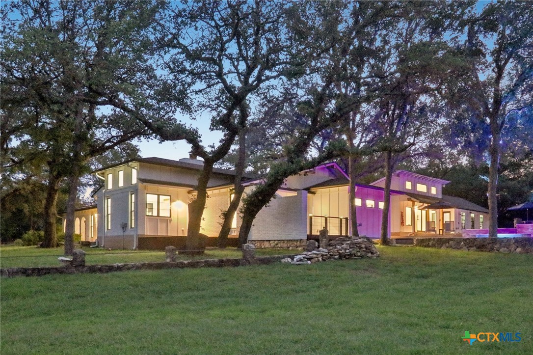 707 Harbor Drive