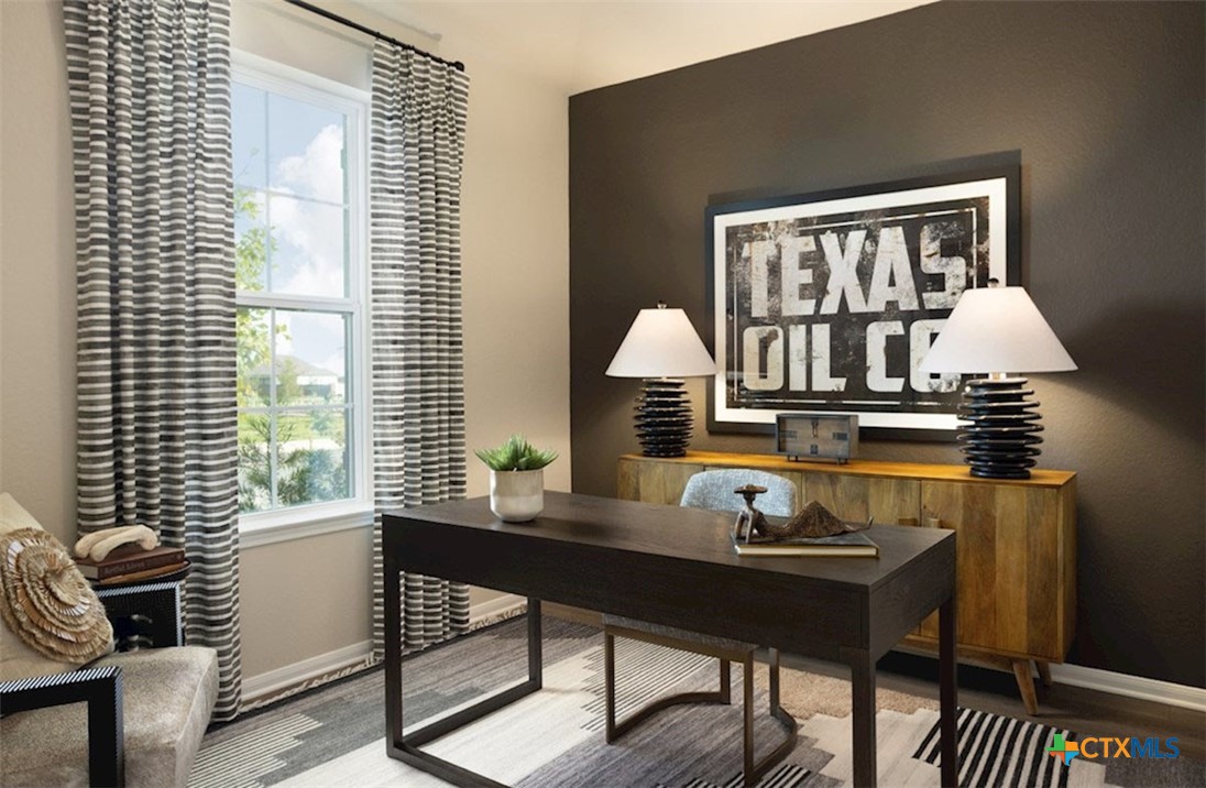 1615 Bartlett Square