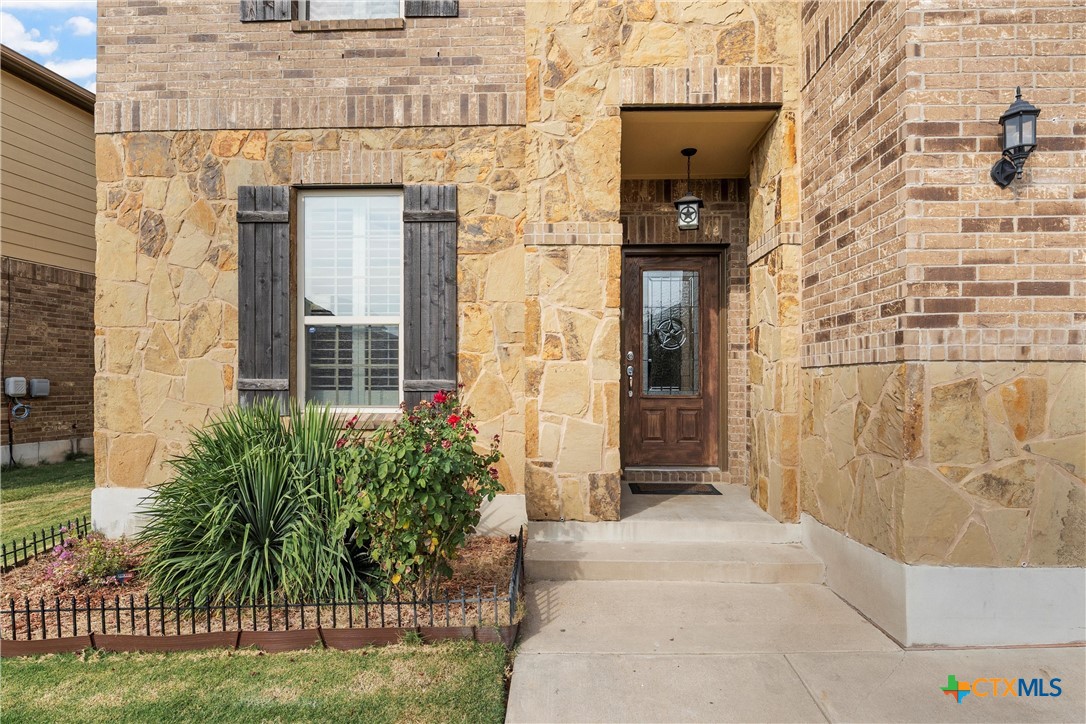 1304 Cozy Creek Drive