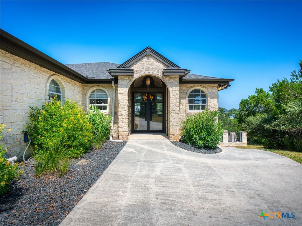 321 Village View Drive