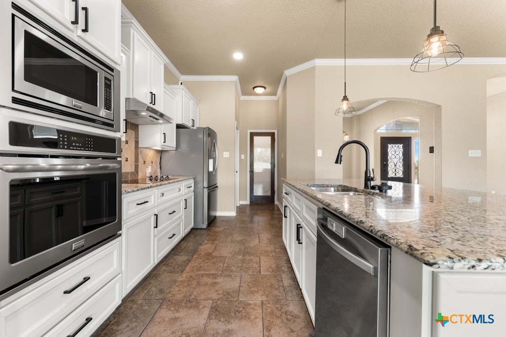 880 County Road 4772