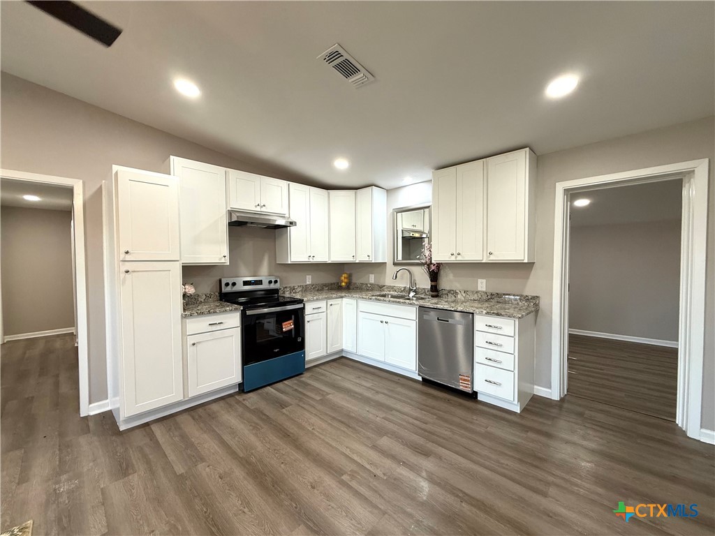 4605 Evergreen Street