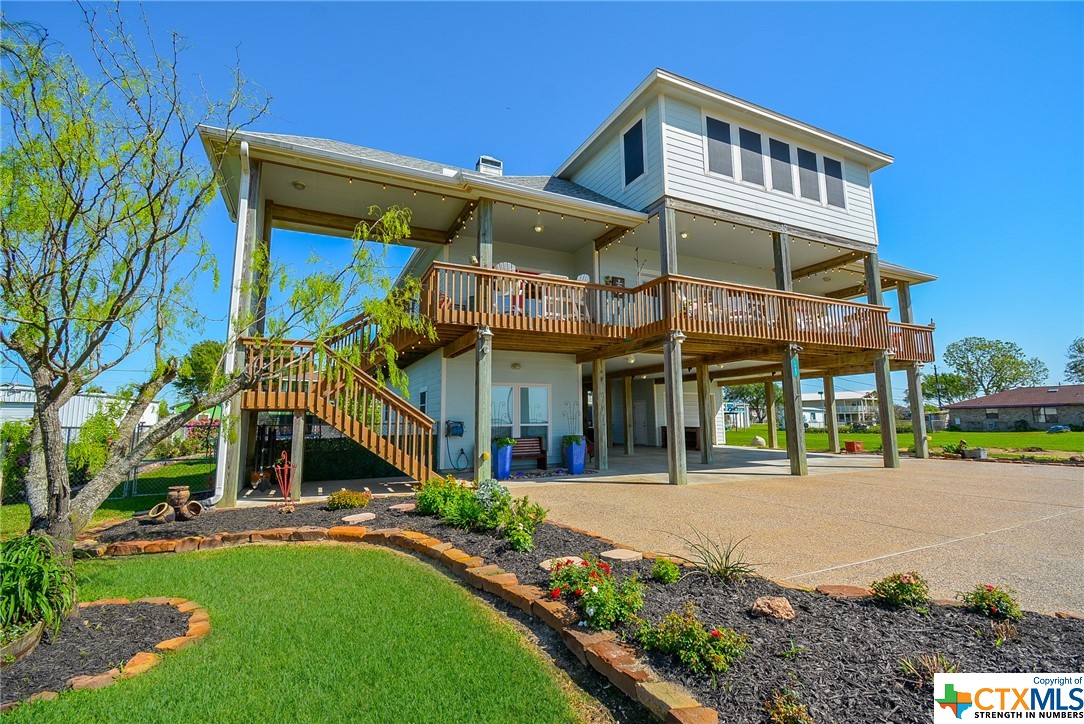 View Palacios, TX 77465 house