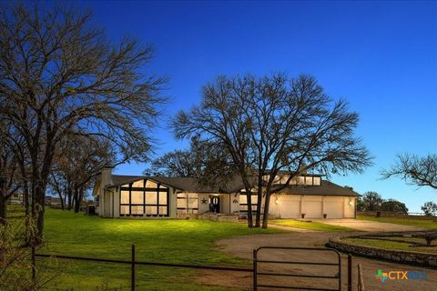 A home in Lockhart