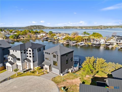 Photo of 175 Pointview Drive, Marble Falls, TX 78654 (MLS # 607901)