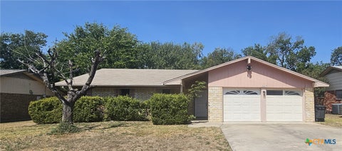 Photo of 1207 Ruiz Drive, Killeen, TX 76543 (MLS # 623701)