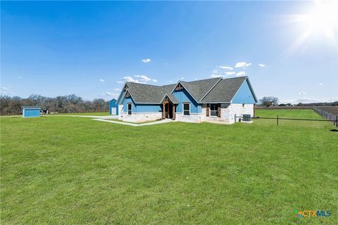 5476 County Road 427 Stockdale TX 78160