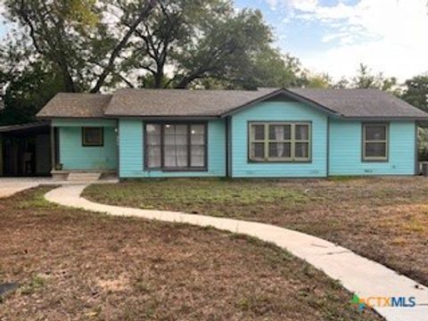 Photo of 900 Field Street, San Marcos, TX 78666 (MLS # 590657)