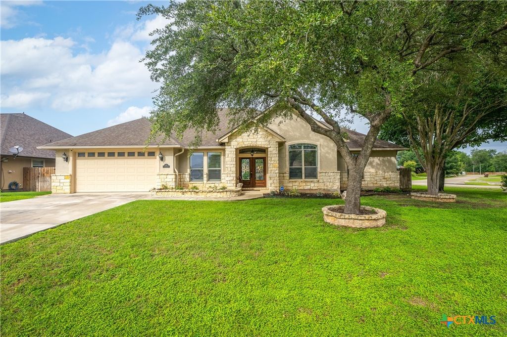 Photo of 130 Rock Dove Lane, Other, TX 78123 (MLS # 616716)