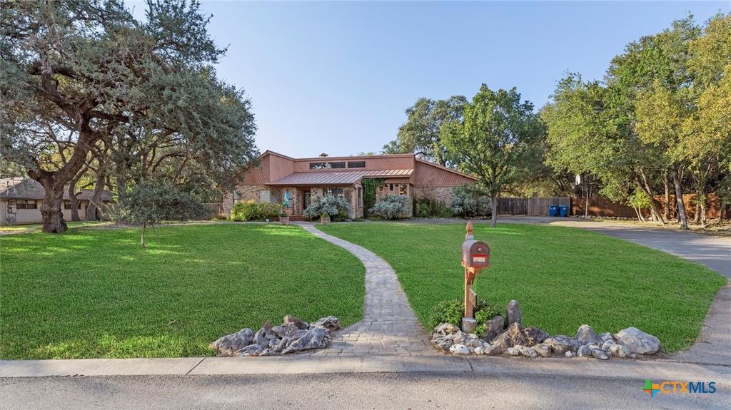 Photo of 9521 Sumac Circle, San Antonio, TX 78266 (MLS # 596562)