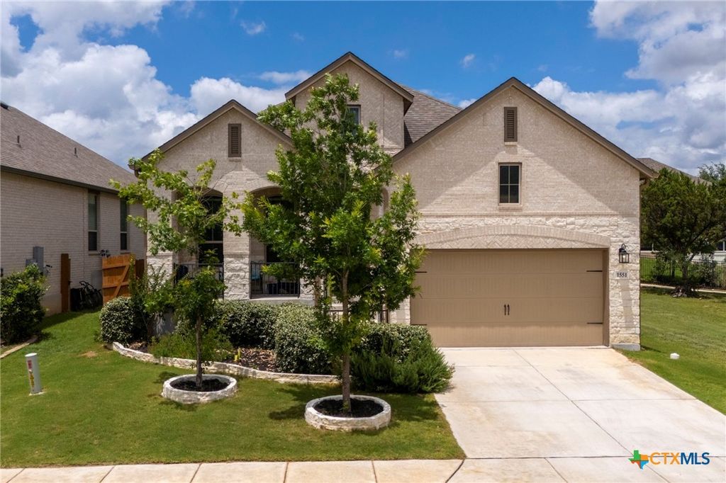 Photo of 1551 Balcones Fault, New Braunfels, TX 78132 (MLS # 617089)