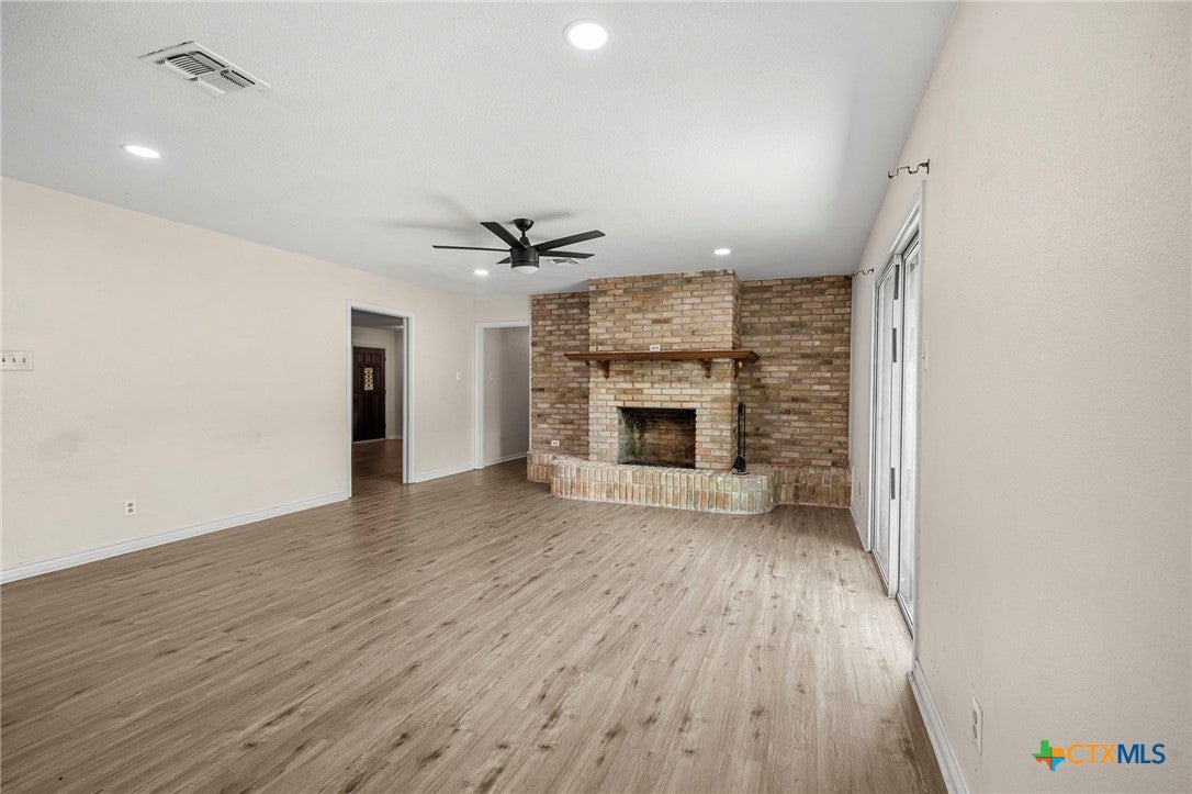 3210 Magnolia Boulevard