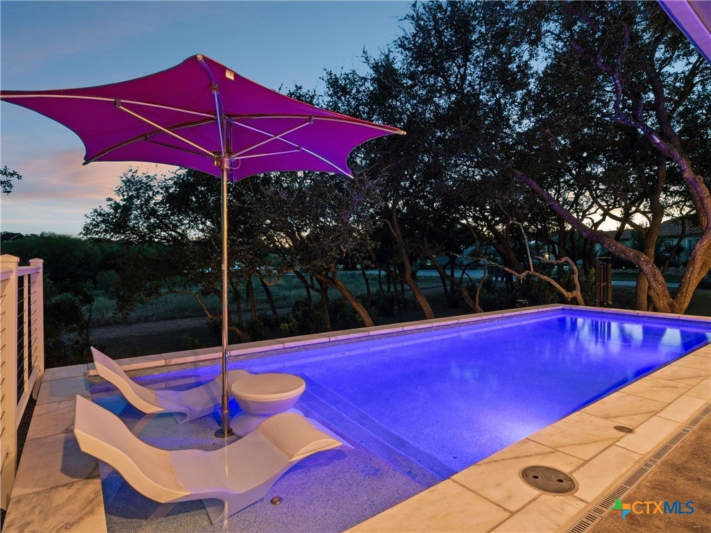Photo of 137 Sowing Oak Drive, San Marcos, TX 78666 (MLS # 621722)