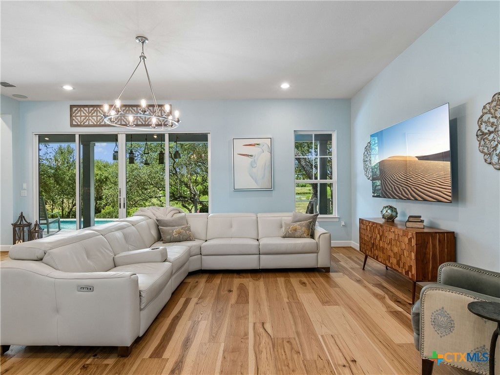 Photo of 137 Sowing Oak Drive, San Marcos, TX 78666 (MLS # 621722)