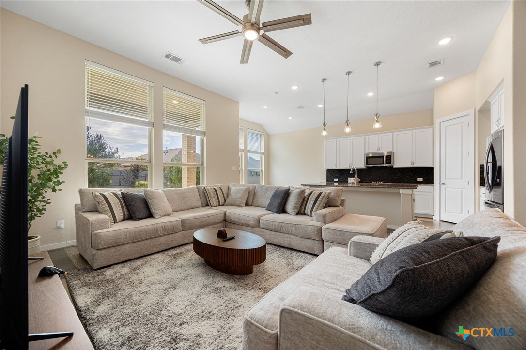 6633 Verona Place