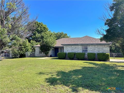 Photo of 2601 Coach Drive, Killeen, TX 76543 (MLS # 613156)