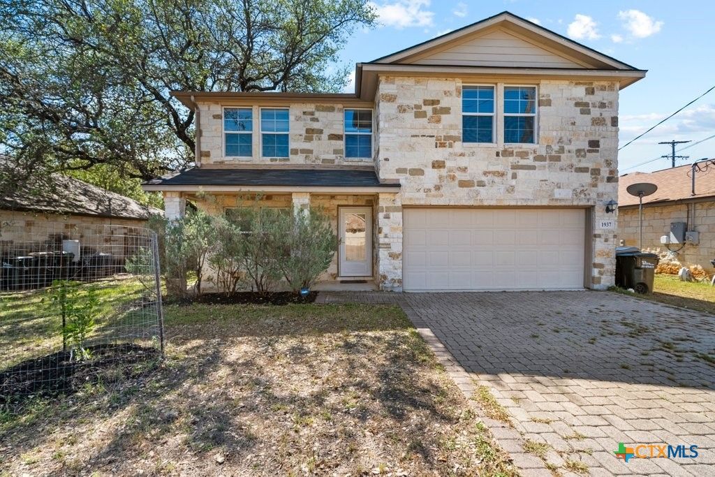 Photo of 1937 Stonehaven, San Marcos, TX 78666 (MLS # 610178)
