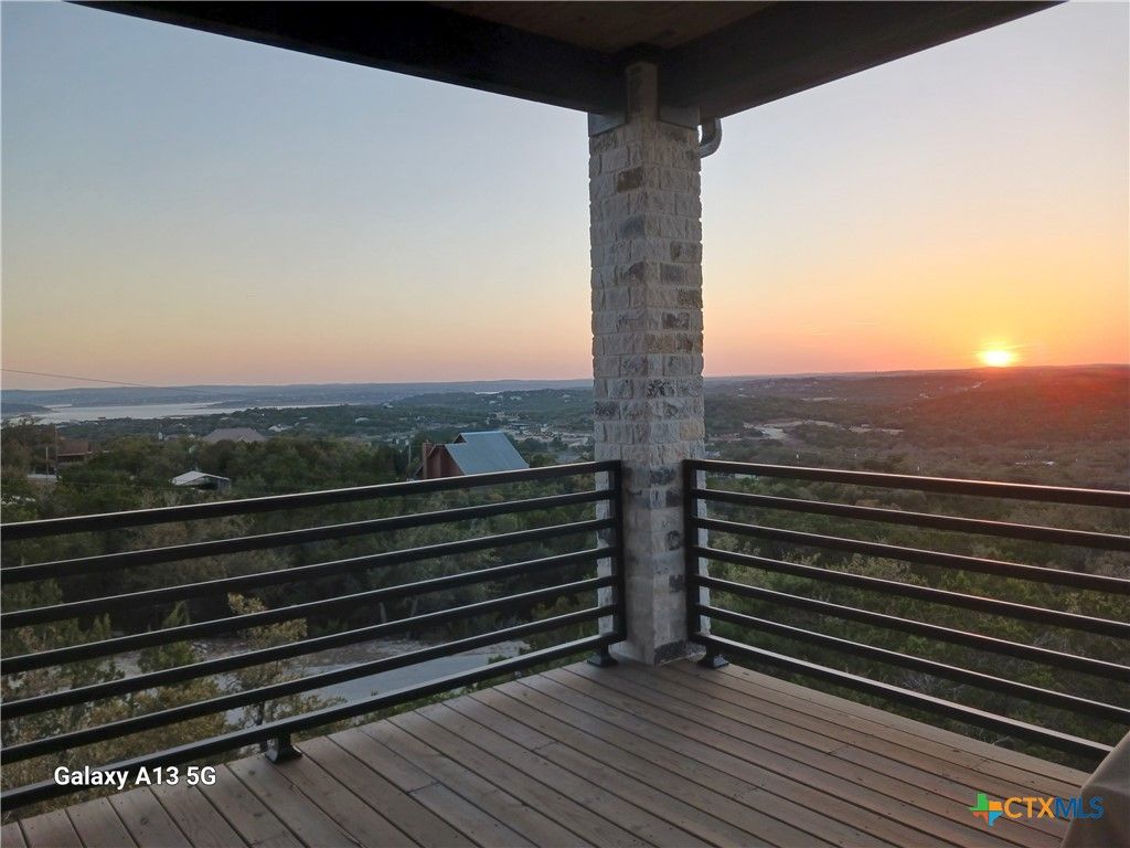 Photo of 116 Raven Court, Canyon Lake, TX 78133 (MLS # 607192)