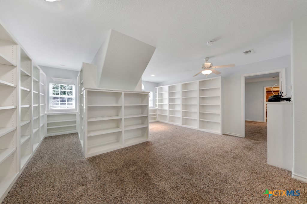 New Braunfels, Texas 78132, United States, 3 Bedrooms Bedrooms, ,3 BathroomsBathrooms,Residential,Active,186993