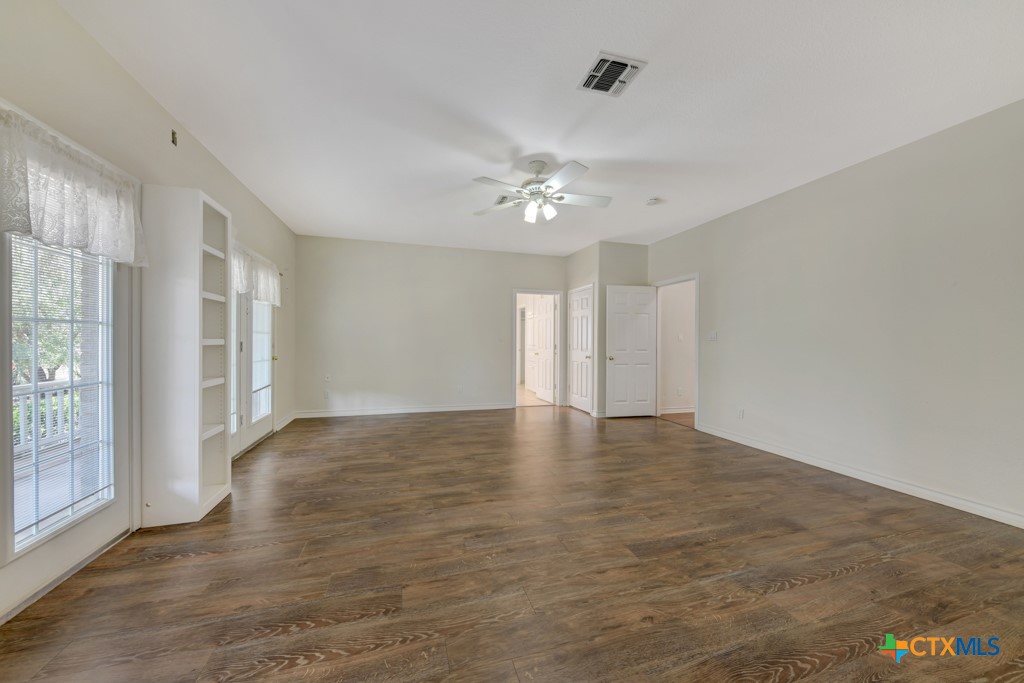 New Braunfels, Texas 78132, United States, 3 Bedrooms Bedrooms, ,3 BathroomsBathrooms,Residential,Active,186993