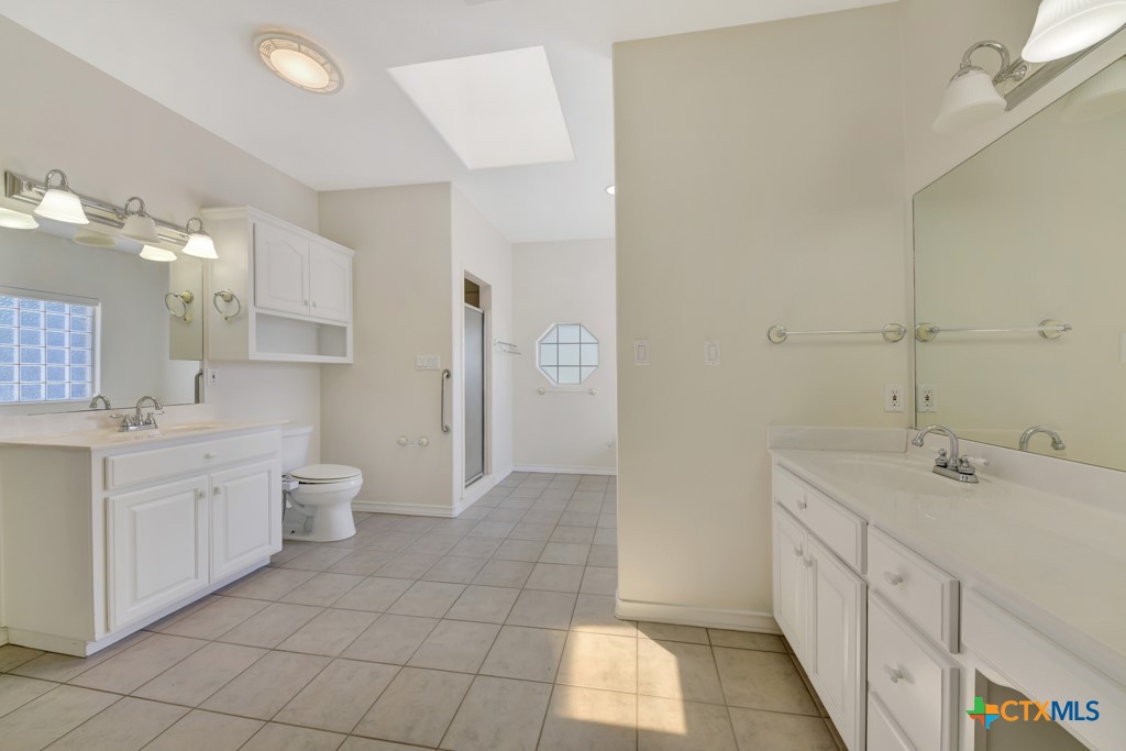 New Braunfels, Texas 78132, United States, 3 Bedrooms Bedrooms, ,3 BathroomsBathrooms,Residential,Active,186993