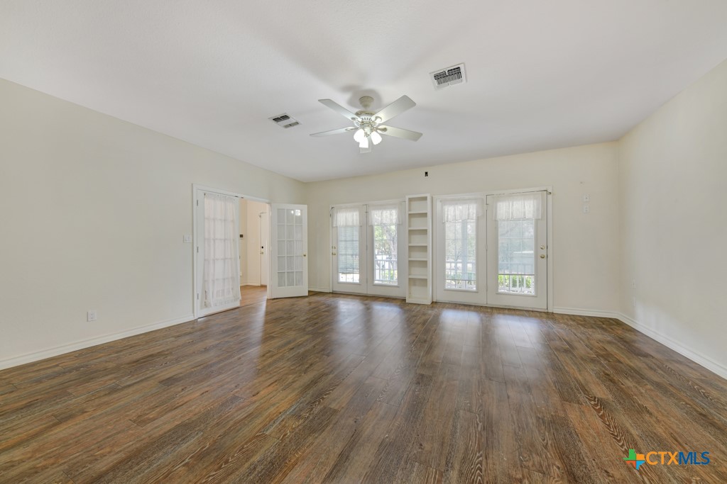 New Braunfels, Texas 78132, United States, 3 Bedrooms Bedrooms, ,3 BathroomsBathrooms,Residential,Active,186993