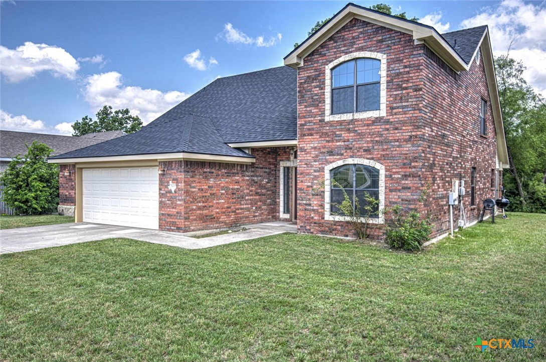 3905 Maid Marian Circle