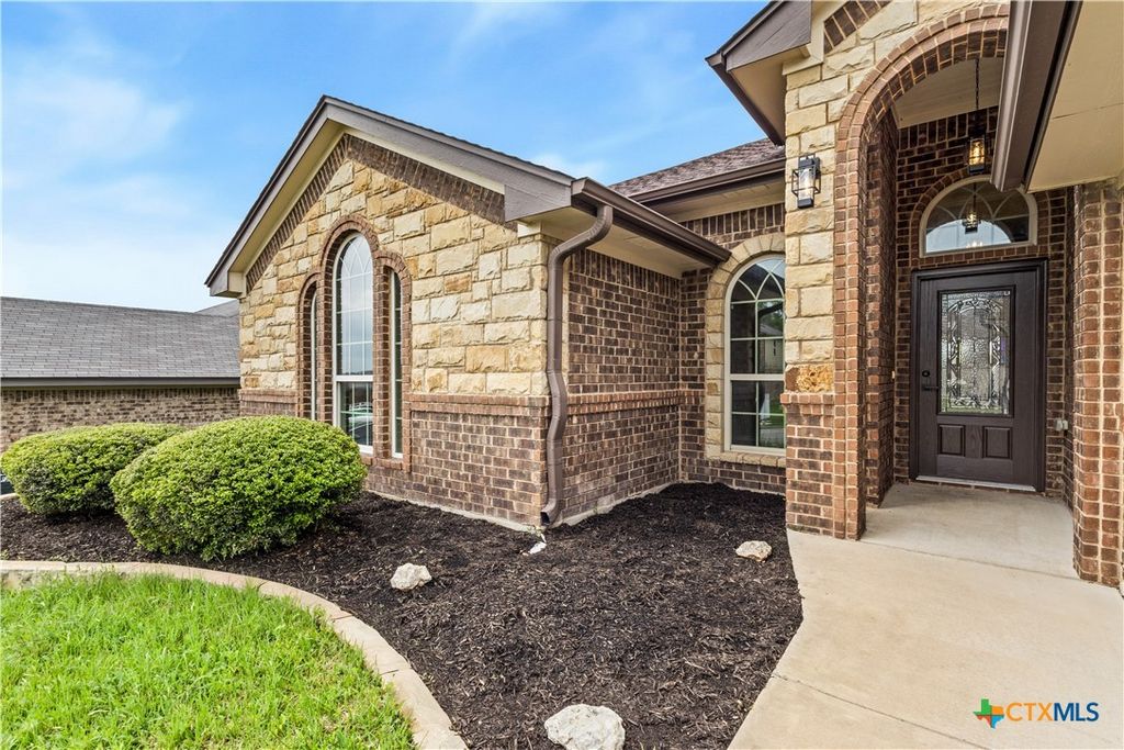 Photo of 2809 John Helen Drive, Killeen, TX 76549 (MLS # 608092)