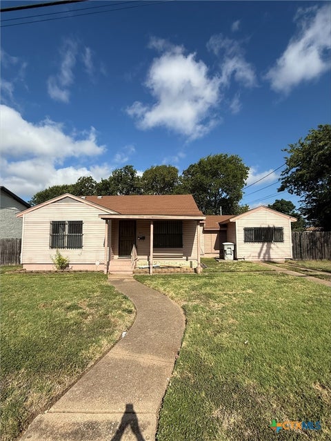 Photo of 1911 N 10th Street, Killeen, TX 76541 (MLS # 622200)