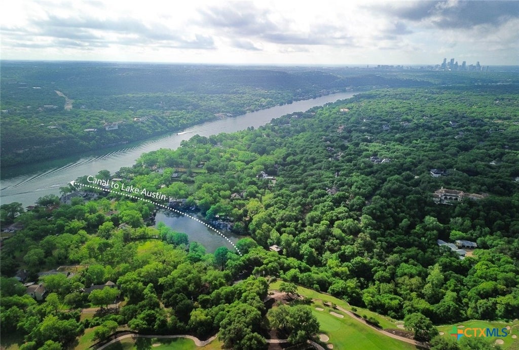 Photo of 4703 Laguna Ln Ln, Austin, TX 78746 (MLS # 585313)